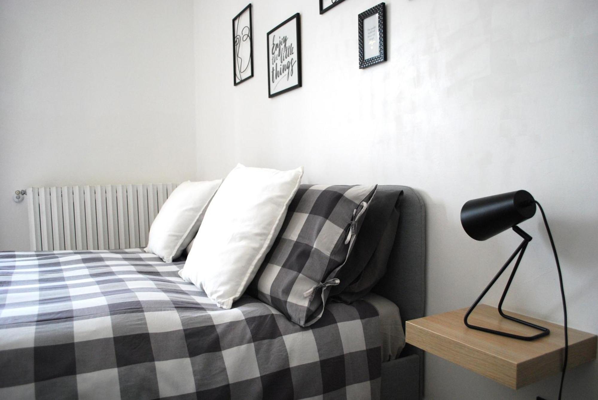 Bed and Breakfast Le Stanze Di Alicam Arona Exterior foto
